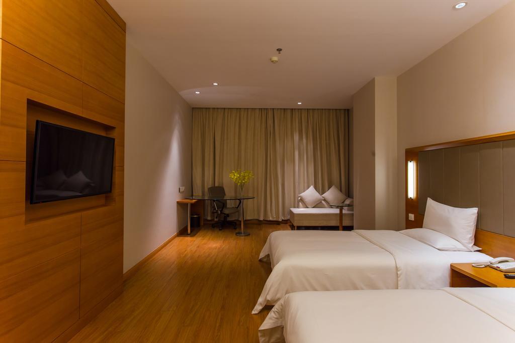 Ji Hotel Wuhan Guanggu Plaza Phòng bức ảnh