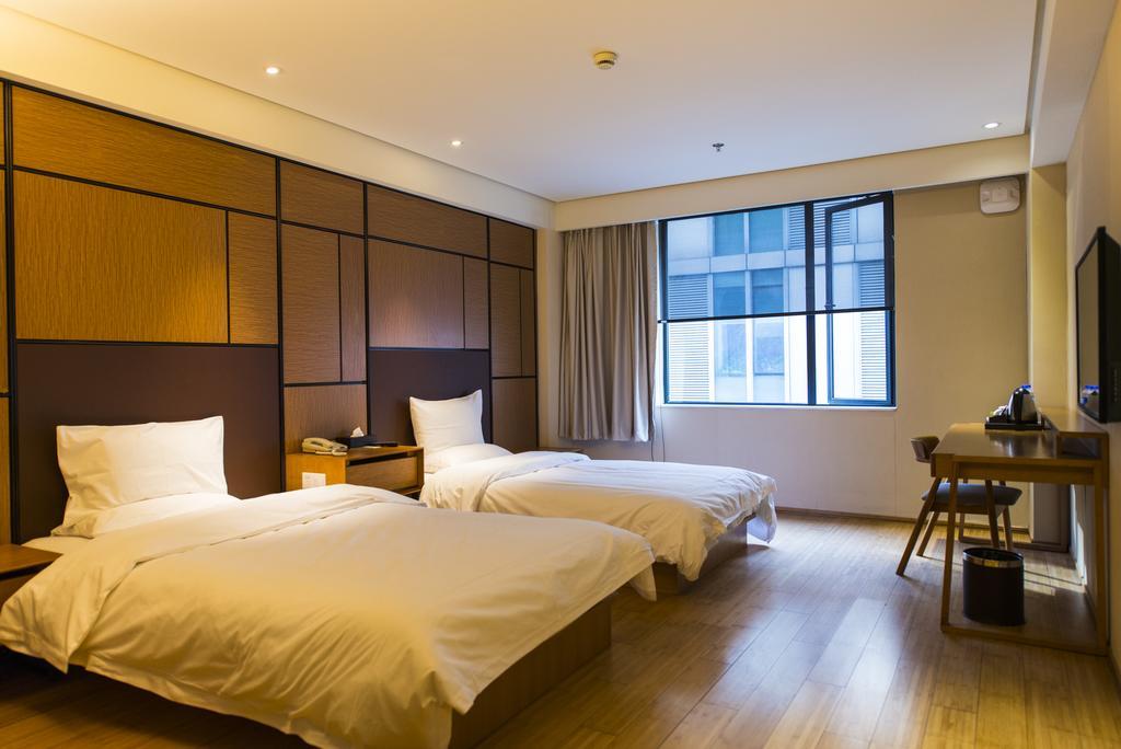 Ji Hotel Wuhan Guanggu Plaza Ngoại thất bức ảnh