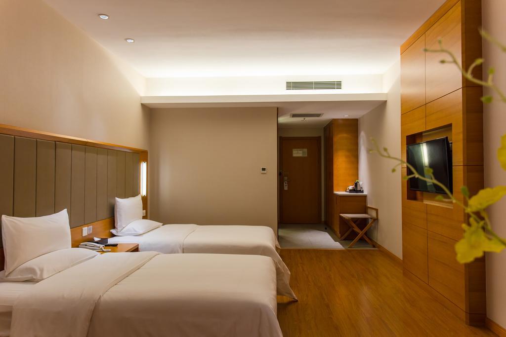 Ji Hotel Wuhan Guanggu Plaza Ngoại thất bức ảnh