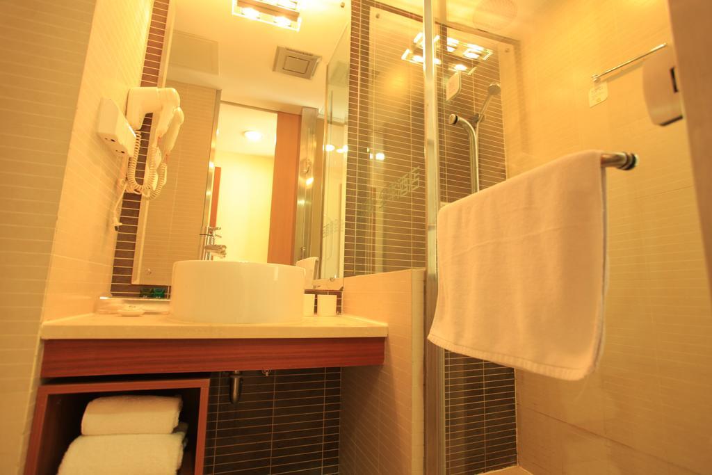 Ji Hotel Wuhan Guanggu Plaza Phòng bức ảnh