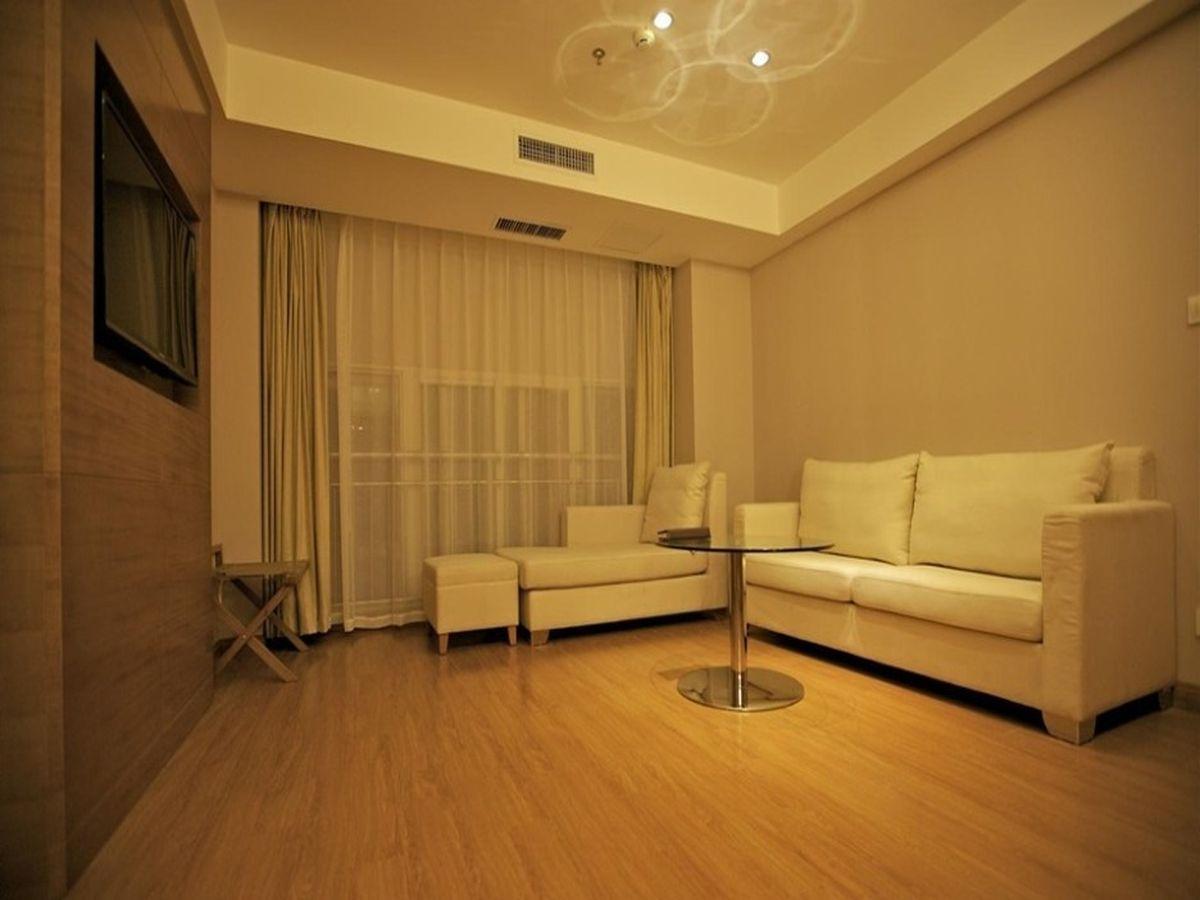 Ji Hotel Wuhan Guanggu Plaza Ngoại thất bức ảnh